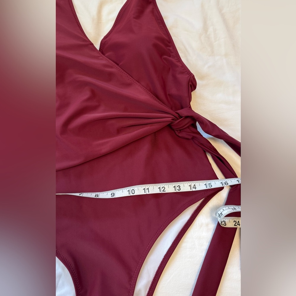 NWT Cupshe One Piece Swimsuit Wrap Side Tie Bathing Suit Size Large Burgundy - Picture 6 of 11